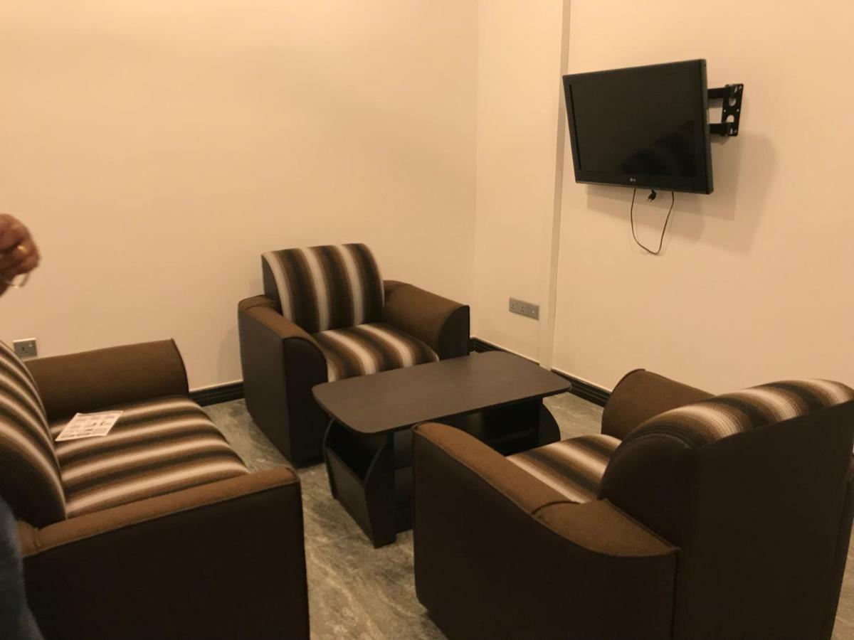 Duvi'S Shelter Bungalow Colombo Kültér fotó